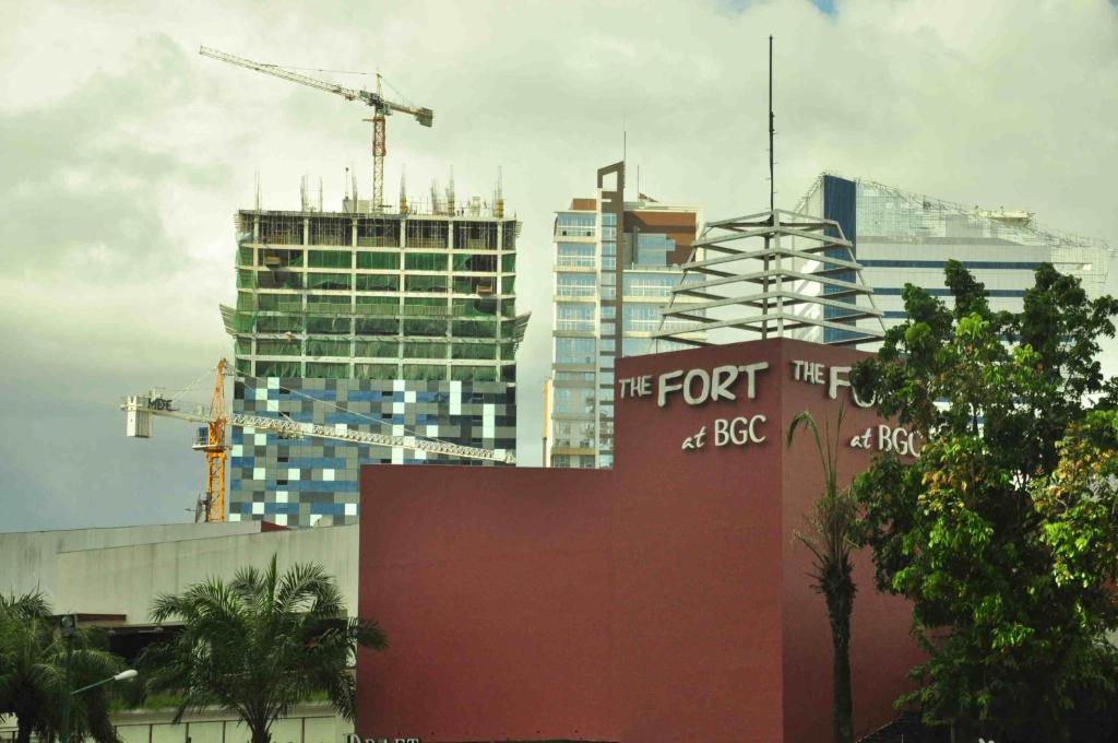 The Fort Budget Hotel- Bonifacio Global City Makati City Extérieur photo