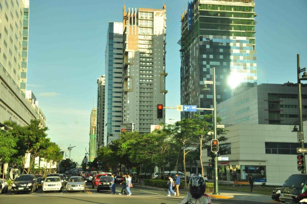 The Fort Budget Hotel- Bonifacio Global City Makati City Extérieur photo