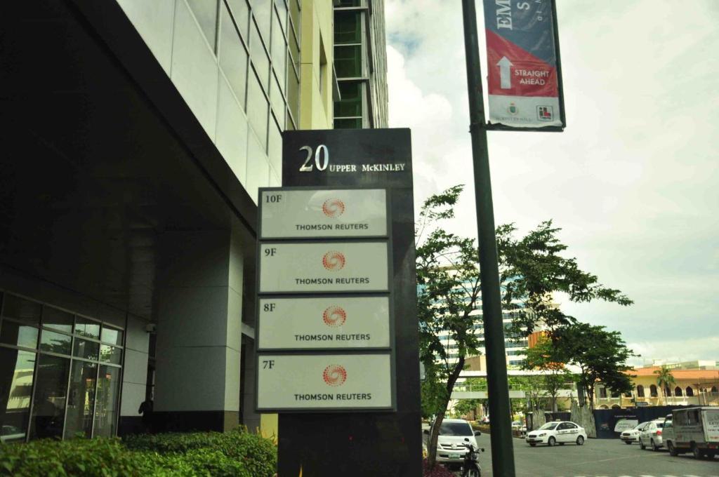 The Fort Budget Hotel- Bonifacio Global City Makati City Extérieur photo
