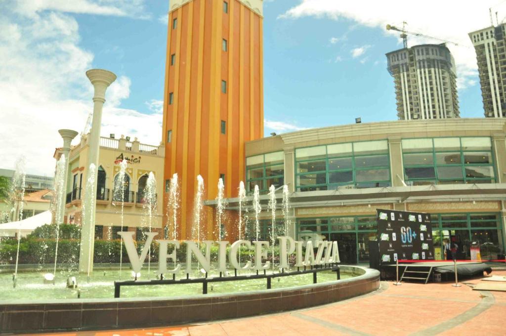 The Fort Budget Hotel- Bonifacio Global City Makati City Extérieur photo