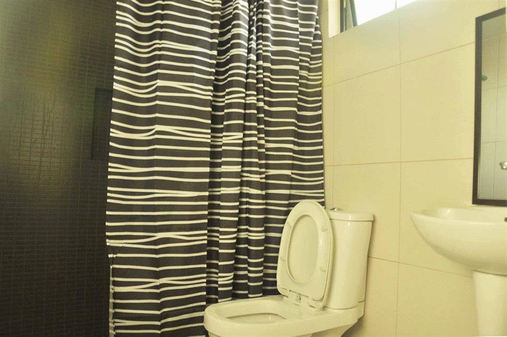 The Fort Budget Hotel- Bonifacio Global City Makati City Extérieur photo