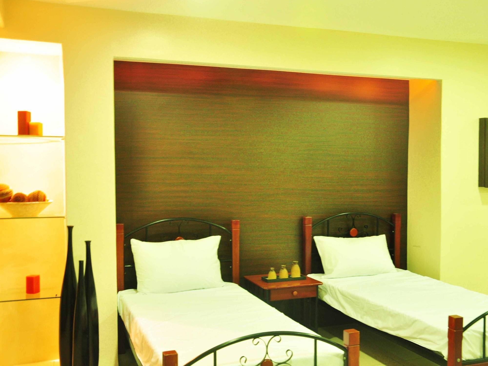 The Fort Budget Hotel- Bonifacio Global City Makati City Extérieur photo